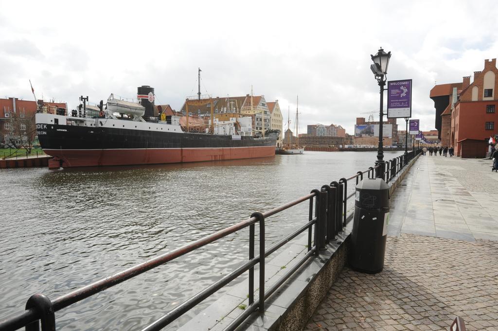 Apartament Przy Zurawiu Gdańsk Exteriör bild